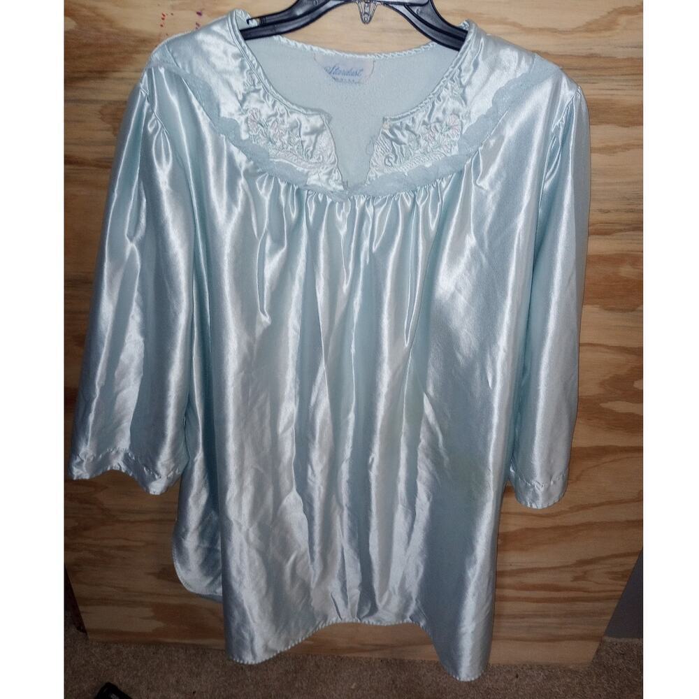 Women's Vintage Stardust Powder Blue Nightgown Embroidered Granny